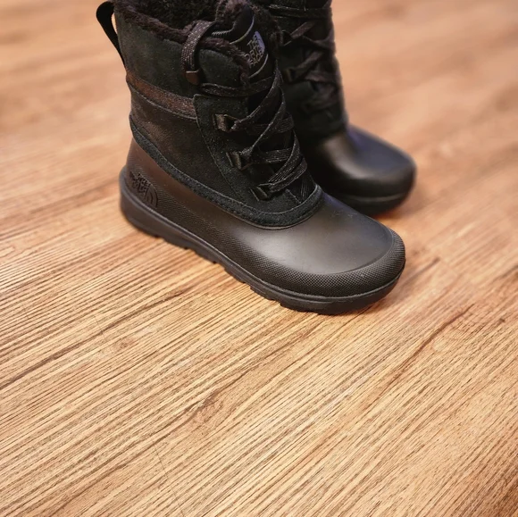 Size 9 - 🆕️ The North Face Women's Shellista V Shorty Waterproof Boots - Picture 4 of 13